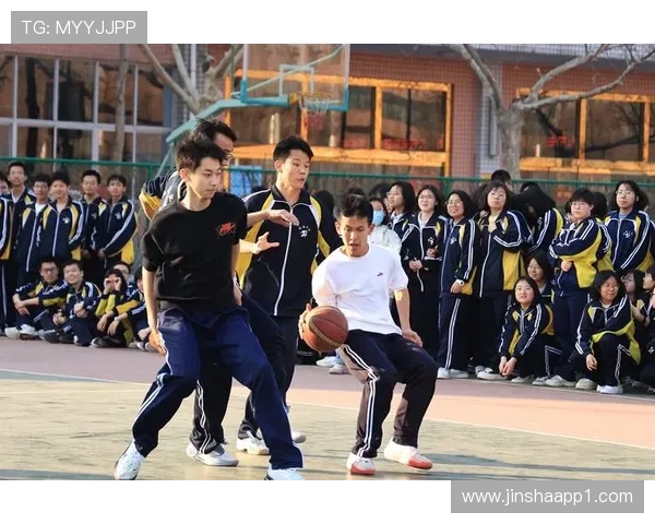 UBA直播:热血青春赛场,校园篮球巅峰对决